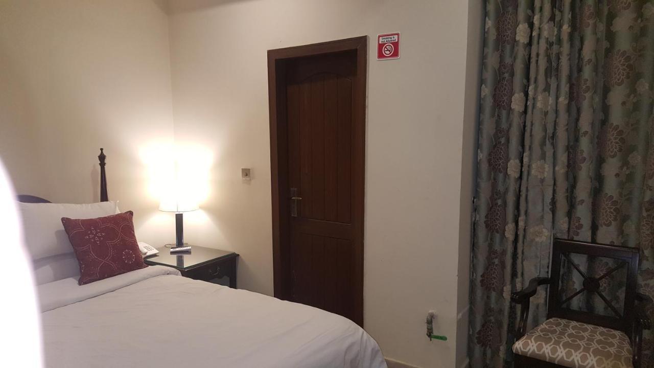 Zaib Guest House E-11 Islamabad Exterior foto